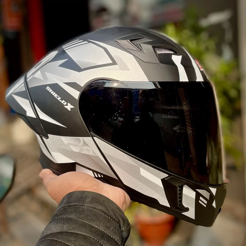 Steelbird Air SBA-20